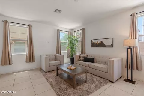 Other - 516 N Ranger Trl, Gilbert, AZ 85234 photo 1 of 8