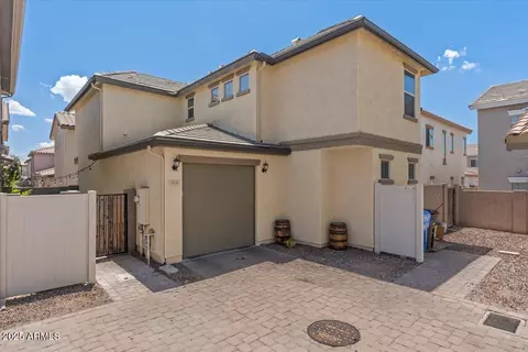 Exterior - 516 N Ranger Trl, Gilbert, AZ 85234 photo 6 of 6