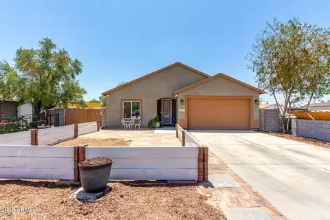 2815 W Almeria Rd, Phoenix, AZ 85009