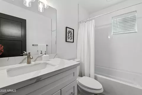 Bath - 2502 E Fairfield St, Mesa, AZ 85213 photo 4 of 4