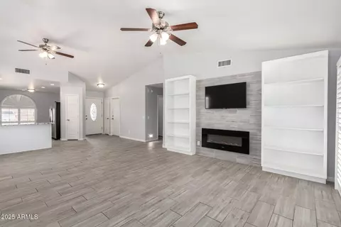 25621 S Flame Tree Dr, Sun Lakes, AZ 85248