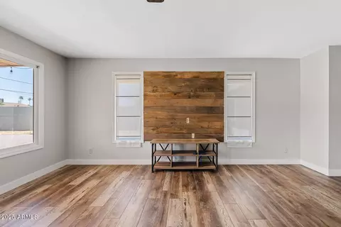 Living - 1241 El Parque Dr, Tempe, AZ 85282 photo 2 of 3