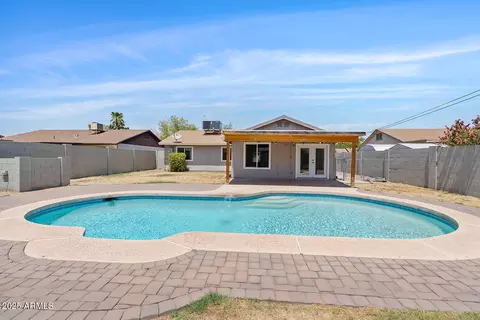 Exterior - 1241 El Parque Dr, Tempe, AZ 85282 photo 2 of 7
