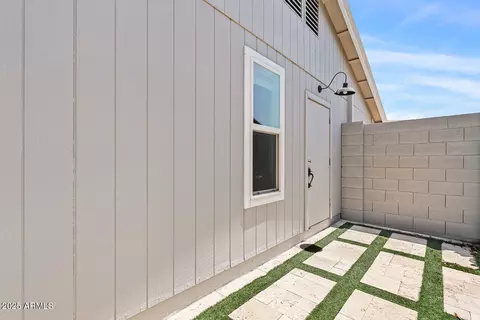 Exterior - 1241 El Parque Dr, Tempe, AZ 85282 photo 7 of 7