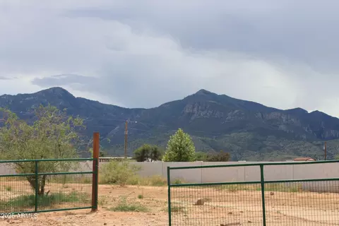 5779 S Burro Dr #703, Hereford, AZ 85615