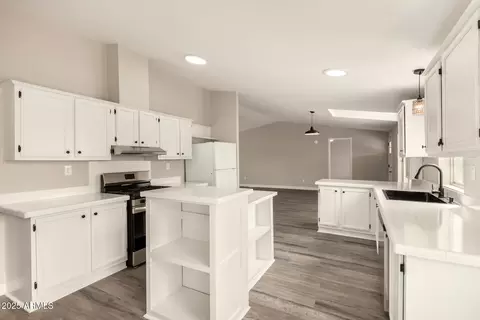 930 S Picacho St, Coolidge, AZ 85128 photo 9