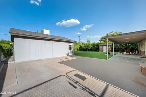 Exterior - 3501 N 34th Pl, Phoenix, AZ 85018 photo 6 of 9