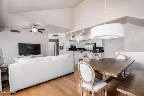20660 N 40th St #2056, Phoenix, AZ 85050