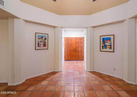 2537 E Vogel Ave E, Phoenix, AZ 85028