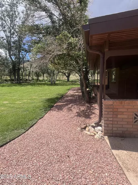 Exterior - 9990 E Muffin Ln, Hereford, AZ 85615 photo 21 of 25