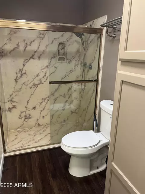 Bath - 9990 E Muffin Ln, Hereford, AZ 85615 photo 5 of 5