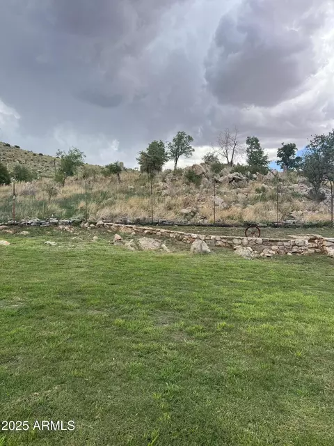 Exterior - 9990 E Muffin Ln, Hereford, AZ 85615 photo 22 of 25