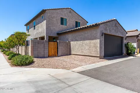 Exterior - 244 N 69th Pl, Mesa, AZ 85207 photo 5 of 10