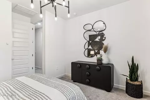 Bedroom - 1129 E Kachina Trl, Phoenix, AZ 85042 photo 6 of 7