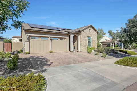 25717 N 19th Gln, Phoenix, AZ 85085