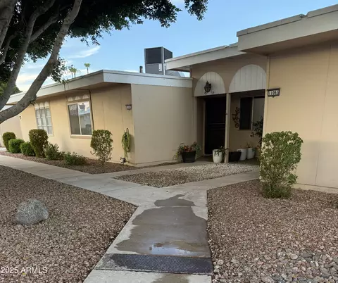 11063 W Coggins Dr, Sun City, AZ 85351