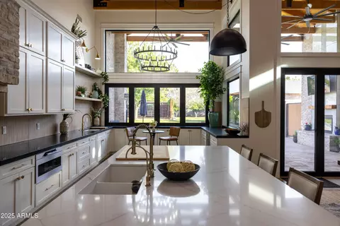 Kitchen - 16322 E Fairview St, Gilbert, AZ 85295 photo 3 of 7