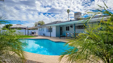 8240 Edgemont Ave, Scottsdale, AZ 85257