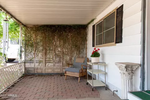 Exterior - 1111 W Cinnabar Ave, Phoenix, AZ 85021 photo 2 of 2