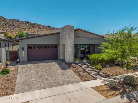 Exterior - 1329 E Monte Way, Phoenix, AZ 85042 photo 18 of 19