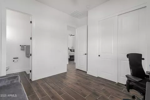 Entry Way - 1329 E Monte Way, Phoenix, AZ 85042 photo 4 of 4