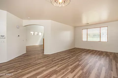 Living - 2639 E Darrel Rd, Phoenix, AZ 85042 photo 5 of 8
