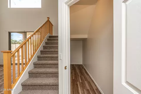 Entry Way - 2639 E Darrel Rd, Phoenix, AZ 85042 photo 1 of 2