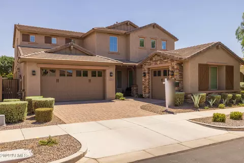 10515 E Sheffield Dr, Mesa, AZ 85212
