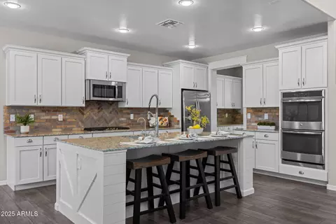 Kitchen - 10515 E Sheffield Dr, Mesa, AZ 85212 photo 1 of 5
