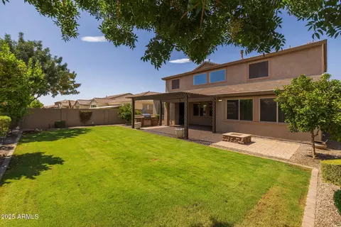Exterior - 10515 E Sheffield Dr, Mesa, AZ 85212 photo 2 of 21