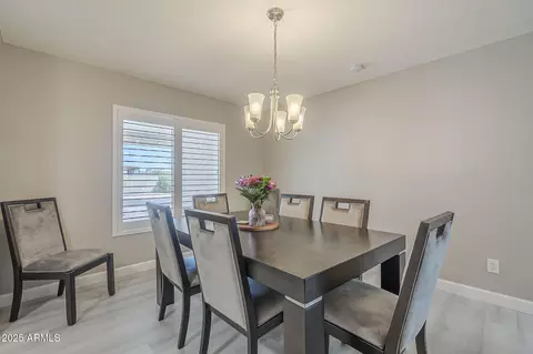 Dining - 4127 E Modoc Dr, Phoenix, AZ 85044 photo 2 of 2