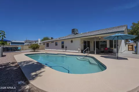 Exterior - 4127 E Modoc Dr, Phoenix, AZ 85044 photo 5 of 11