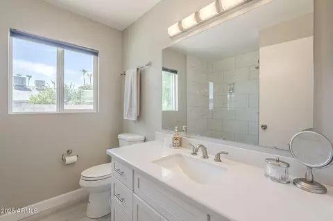 Bath - 4127 E Modoc Dr, Phoenix, AZ 85044 photo 1 of 3