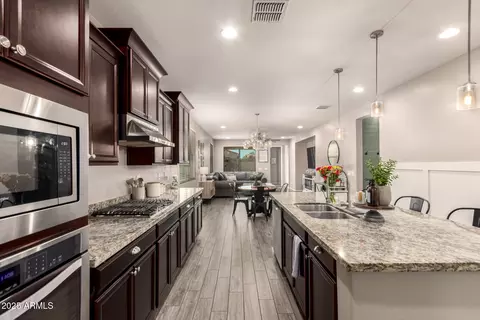 Kitchen - 9909 E Theia Dr, Mesa, AZ 85212 photo 4 of 4