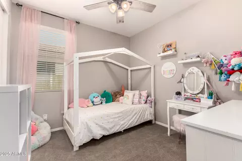 Bedroom - 9909 E Theia Dr, Mesa, AZ 85212 photo 5 of 8