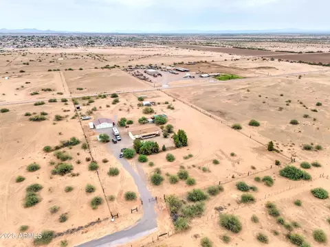 8516 W Copper Kettle Dr, Arizona City, AZ 85123