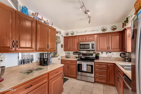 Kitchen - 6022 E Albany St, Mesa, AZ 85205 photo 2 of 5