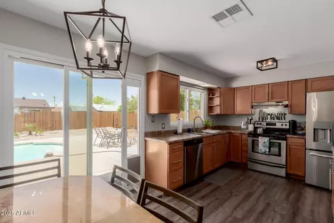Kitchen - 2044 W Plata Ave, Mesa, AZ 85202 photo 2 of 3