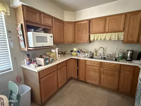 120 W Gary Way, Phoenix, AZ 85041 photo 3