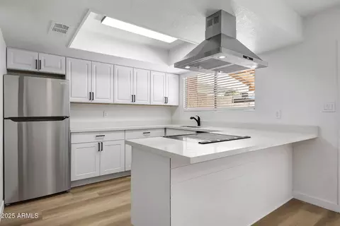 3236 W Las Palmaritas Dr, Phoenix, AZ 85051