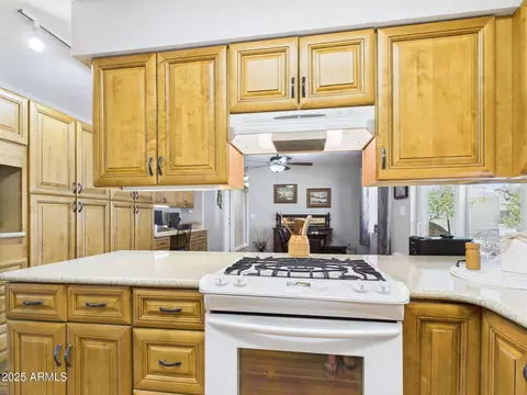 Kitchen - 800 E Frontier St, Payson, AZ 85541 photo 3 of 3