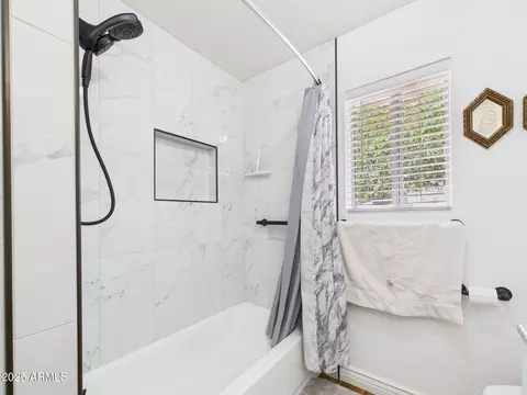 Bath - 800 E Frontier St, Payson, AZ 85541 photo 3 of 3