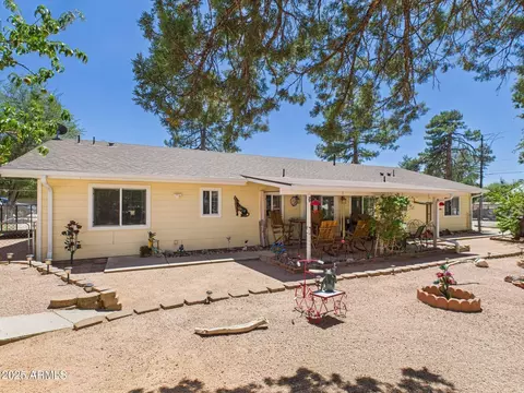 Exterior - 800 E Frontier St, Payson, AZ 85541 photo 5 of 7