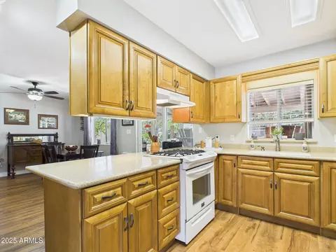 Kitchen - 800 E Frontier St, Payson, AZ 85541 photo 2 of 3