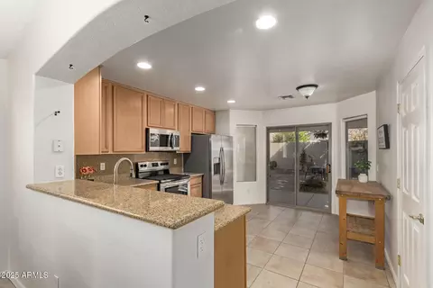 Kitchen - 2736 E Dragoon Cir, Mesa, AZ 85204 photo 5 of 5