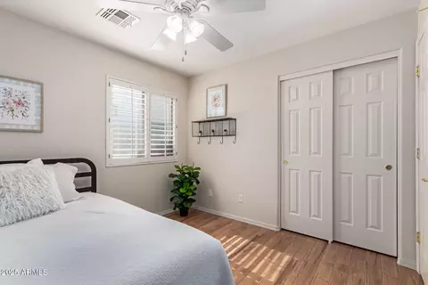 Bedroom - 2736 E Dragoon Cir, Mesa, AZ 85204 photo 4 of 4