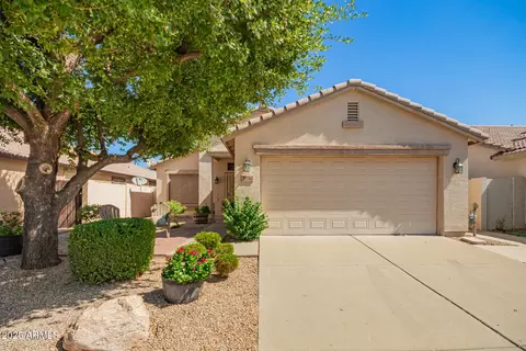 Exterior - 2736 E Dragoon Cir, Mesa, AZ 85204 photo 2 of 10