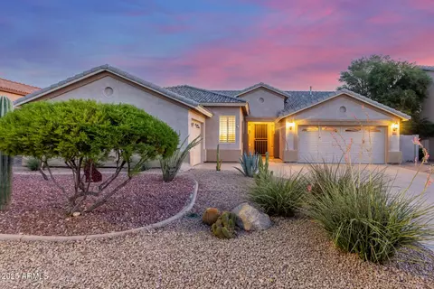 6807 W El Cortez Pl, Peoria, AZ 85383