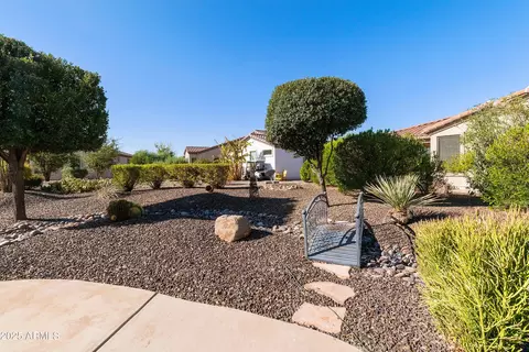 Exterior - 4081 E Sourwood Dr, Gilbert, AZ 85298 photo 5 of 9