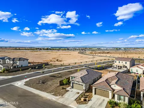 12472 W Kaler Dr, Glendale, AZ 85307